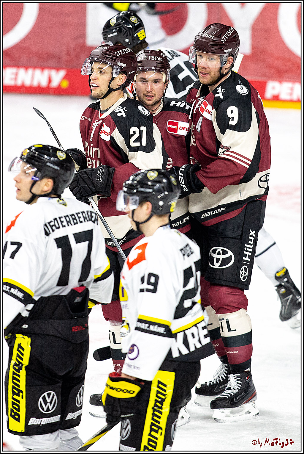 PENNY DEL;  Koelner Haie - Krefeld Pinguine; Koeln, 28.02.2021